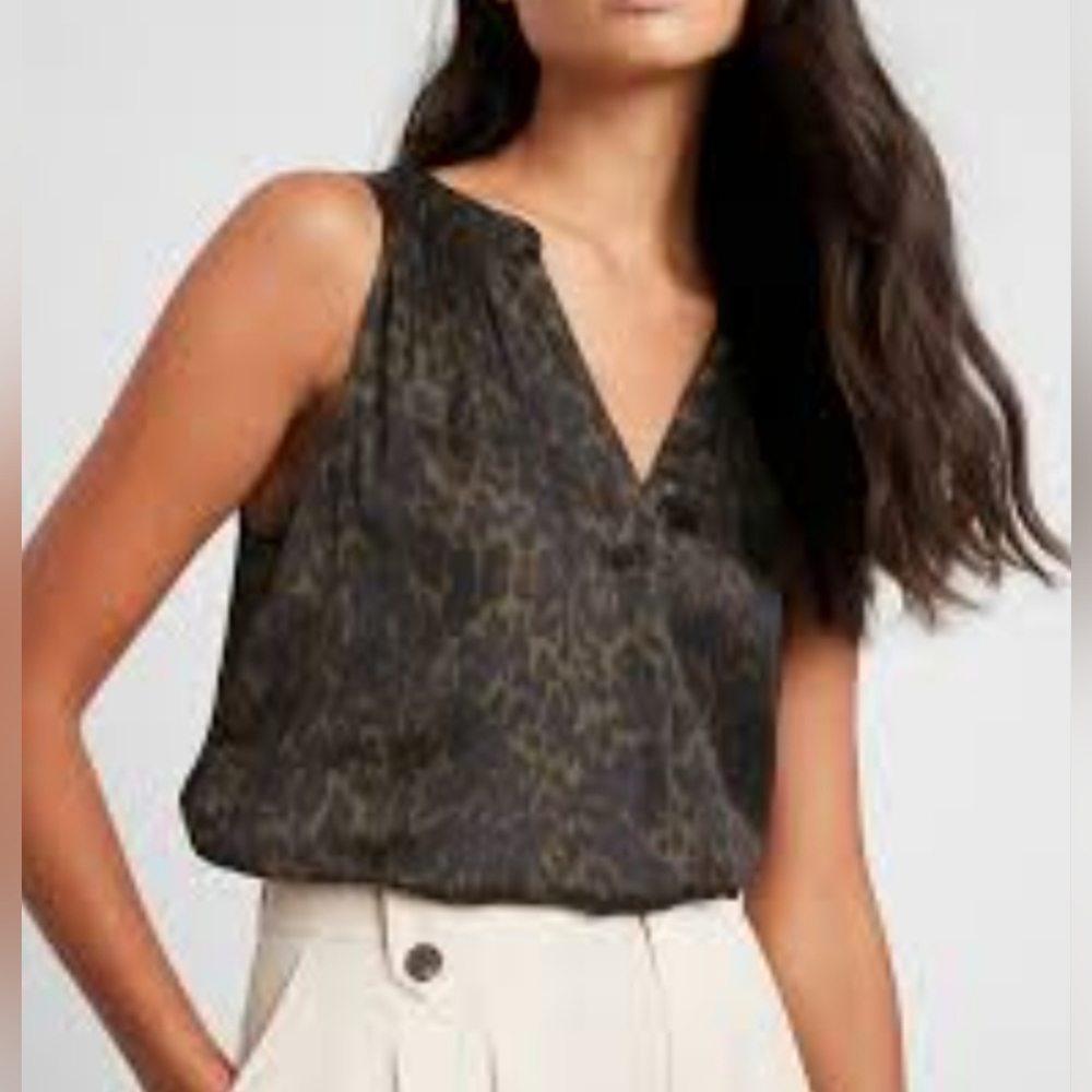 Banana Republic Animal Print Sleeveless Top, Size Small
